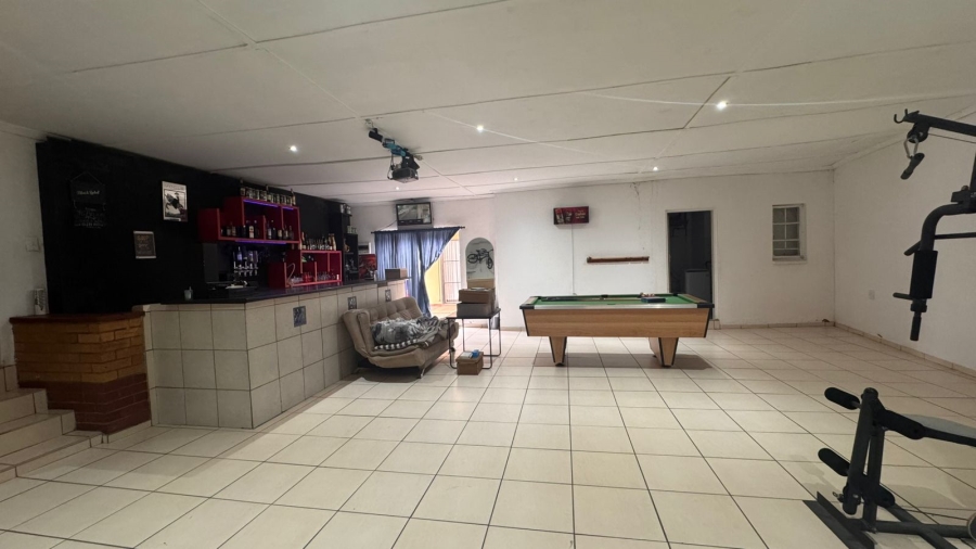 3 Bedroom Property for Sale in Beaconsfield Northern Cape